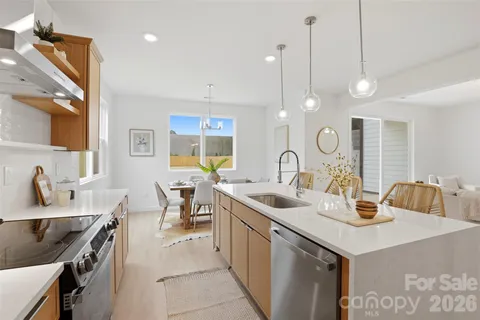 $600,000 | 2822 Dogwood Avenue, Charlotte, NC 28206