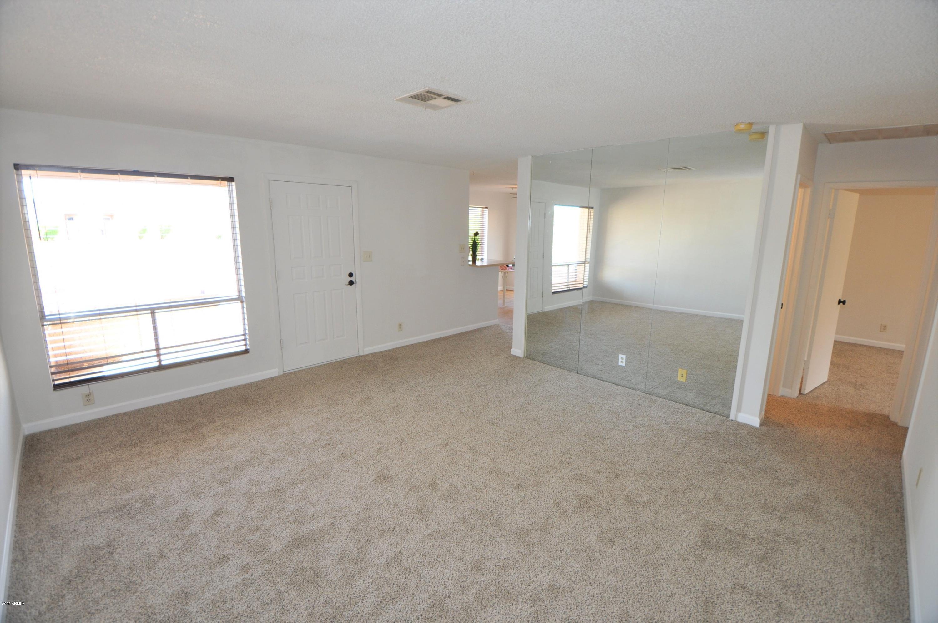 97 North Cooper Road, Unit 113 Chandler, AZ 85225 - Photo 6 of 16 Living Room