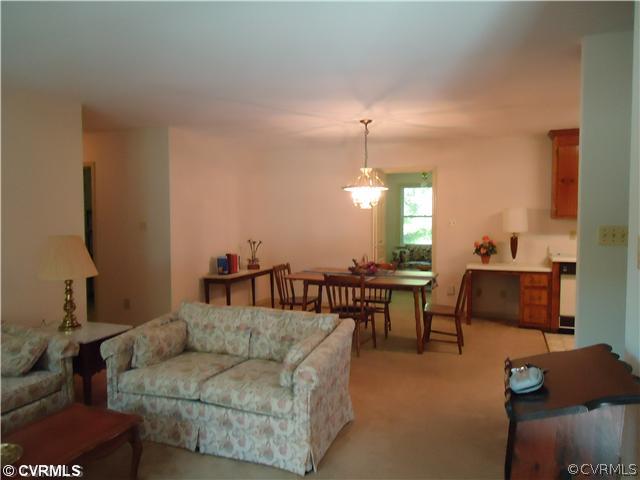 3716 Bathgate Road Richmond, VA 23234 - Photo 4 of 12 Living Room