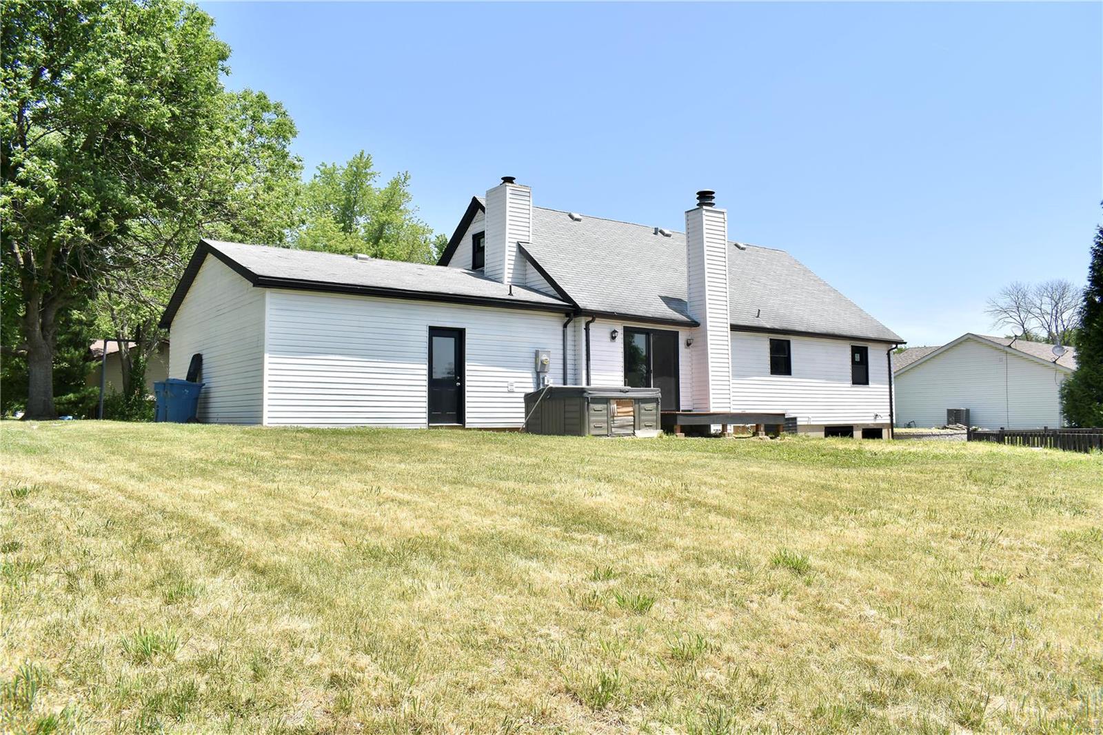 505 Arrowhead Drive Troy, IL 62294 - Photo 20 of 23