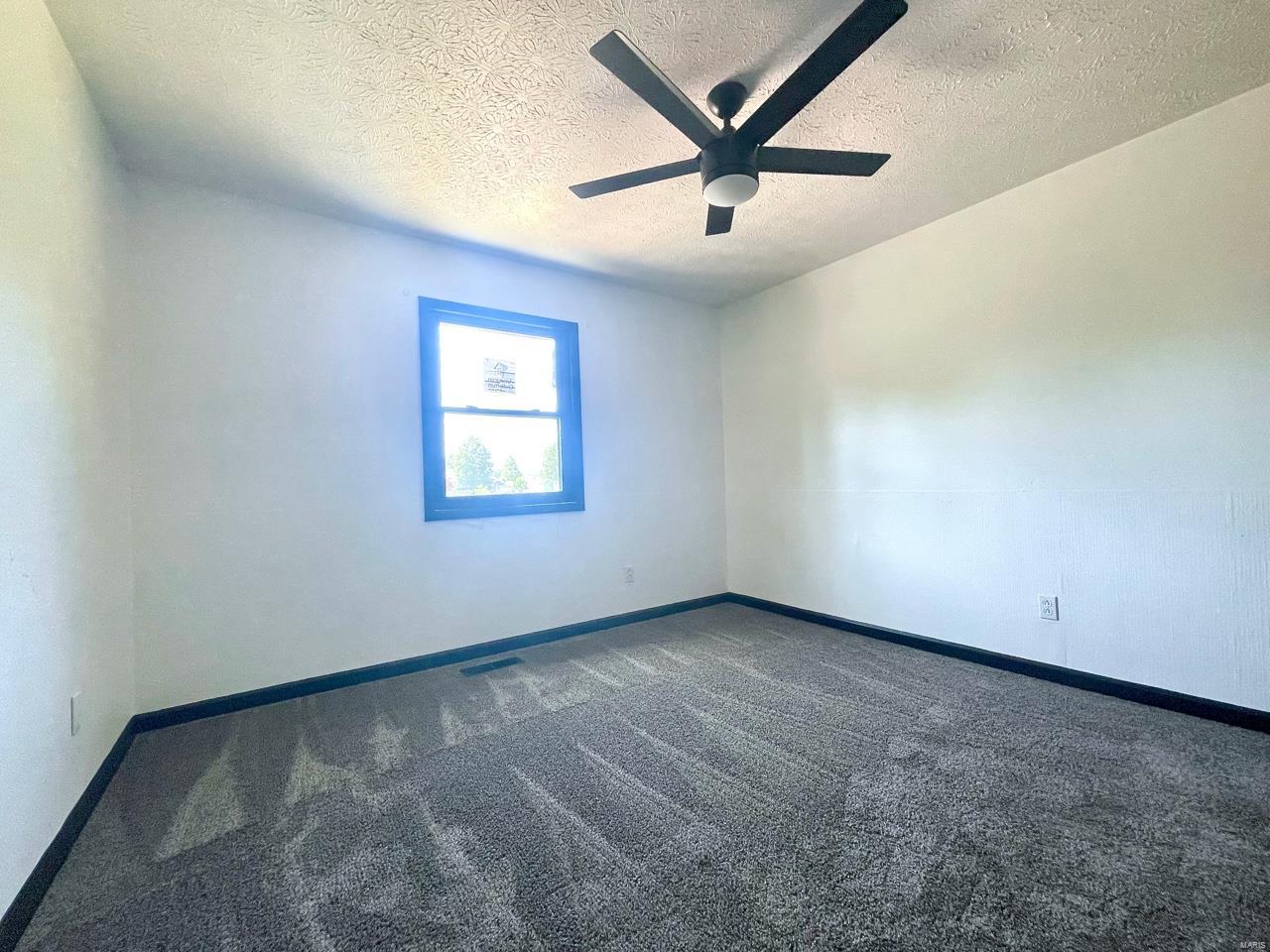 505 Arrowhead Drive Troy, IL 62294 - Photo 7 of 23