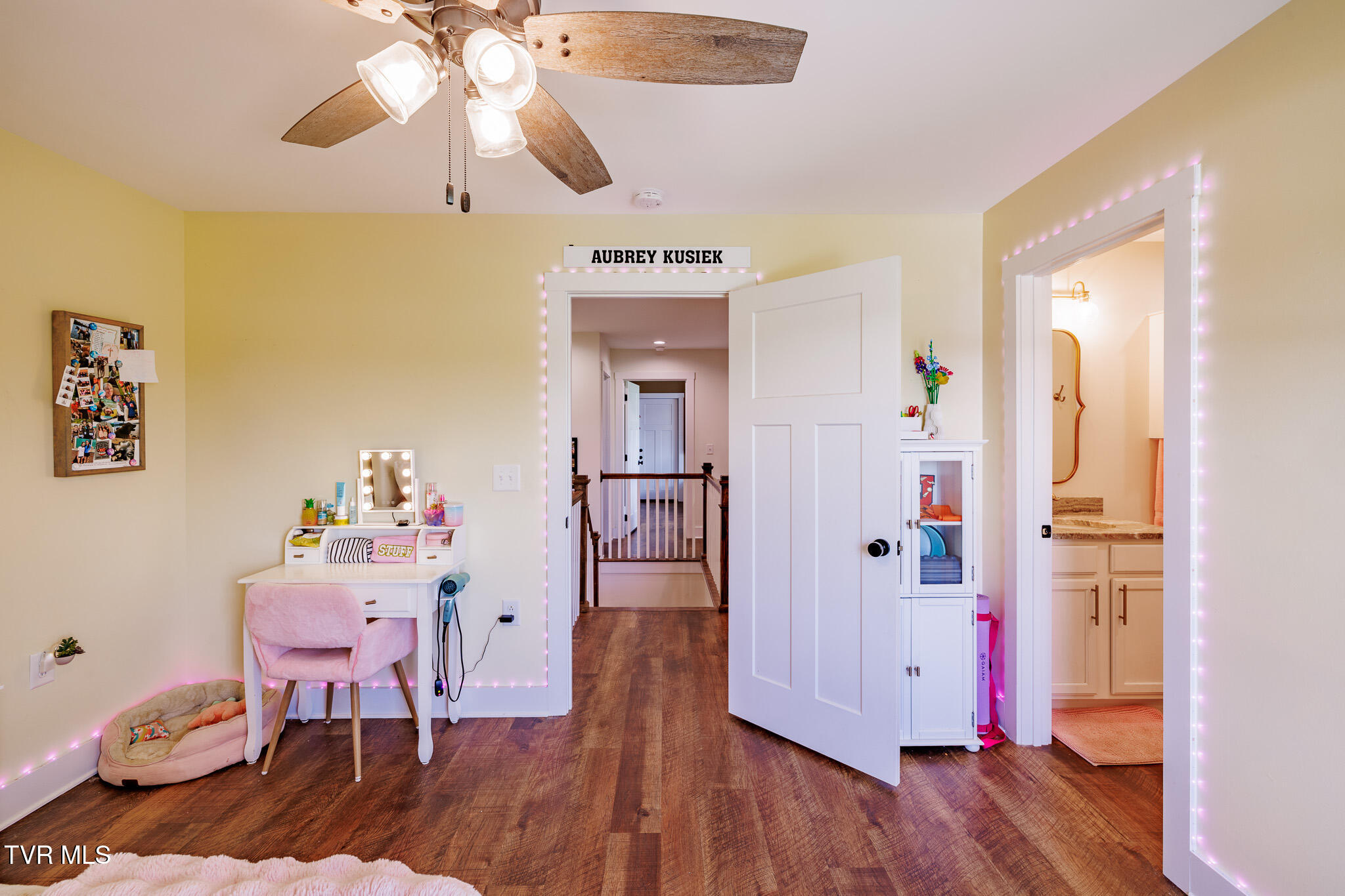 186 Berry Ridge Road Jonesborough, TN 37659 - Photo 33 of 73 1R9A5169-HDR