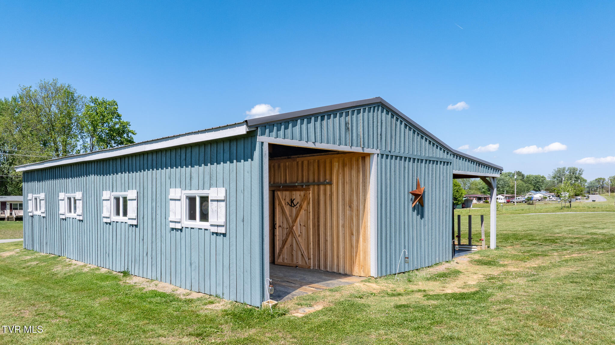 186 Berry Ridge Road Jonesborough, TN 37659 - Photo 67 of 73 dji_fly_20260416_144954_0895_17763668898