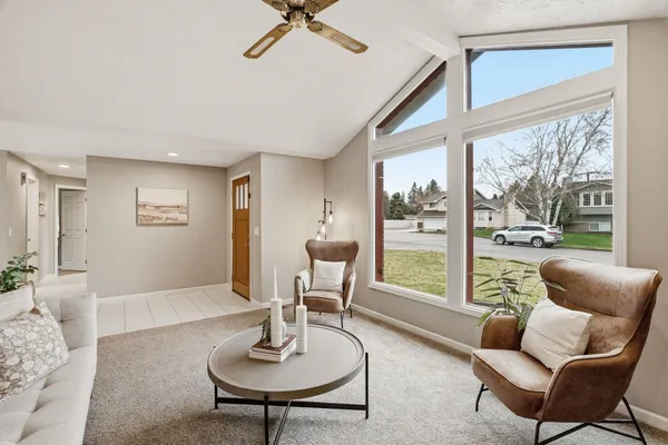 $499,999 | 5723 South Ferrall Street, Spokane, WA 99223