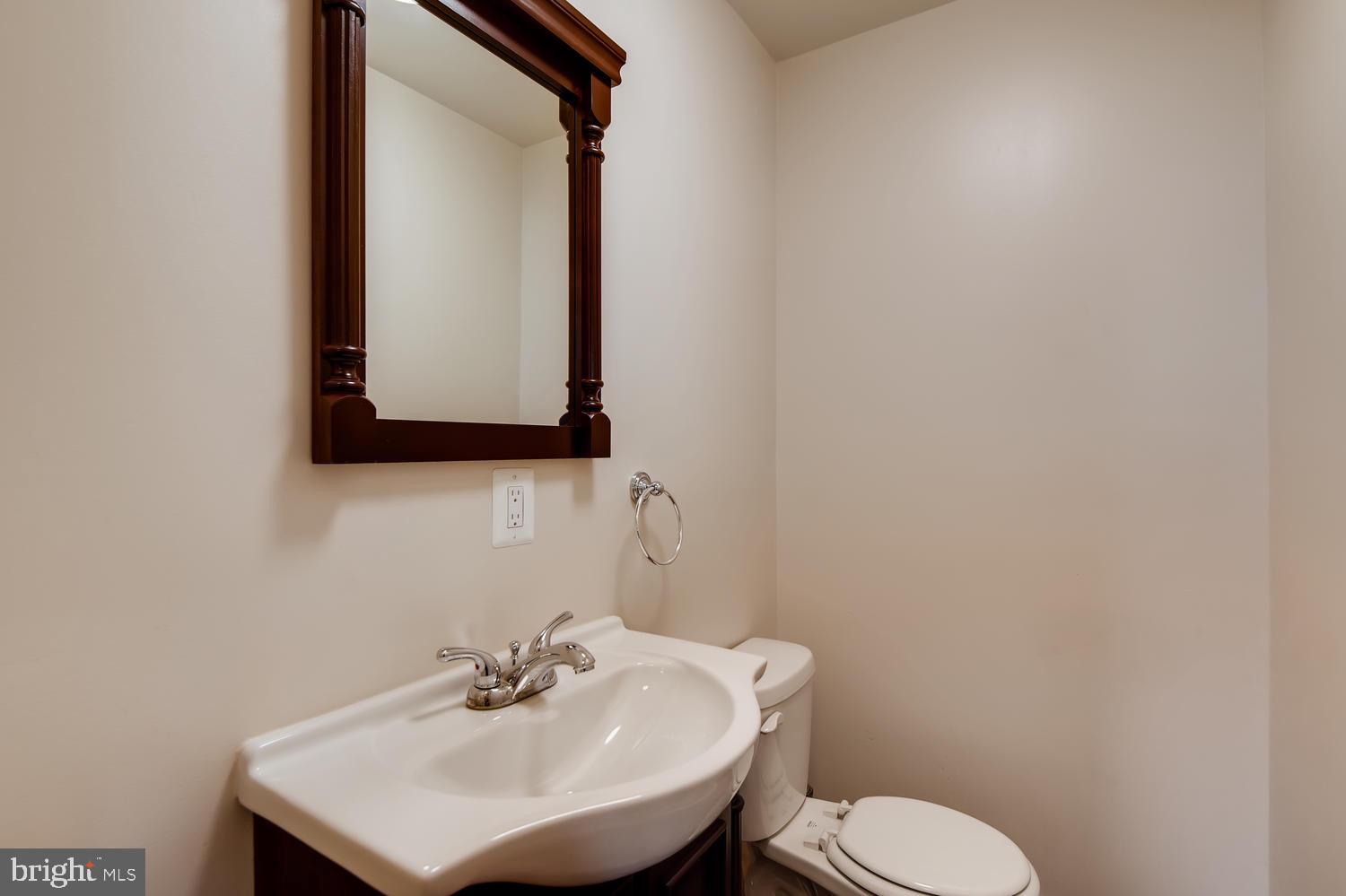 1401 Glenwilde Road Baltimore, MD 21228 - Photo 13 of 27