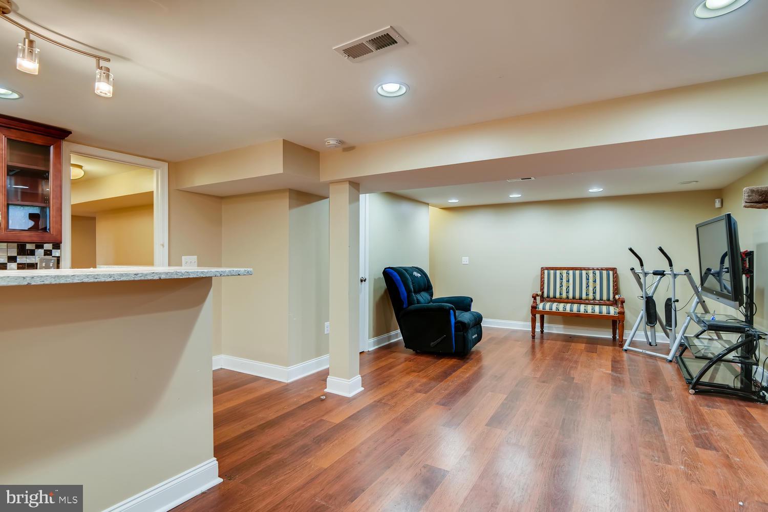 1401 Glenwilde Road Baltimore, MD 21228 - Photo 21 of 27