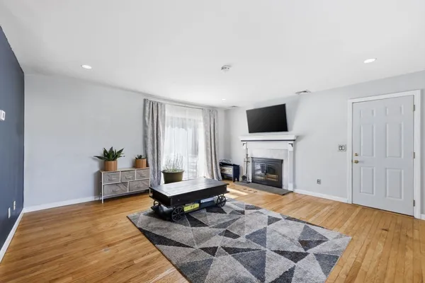 $549,999 | 13 Woodlawn Drive, Sturbridge, MA 01566