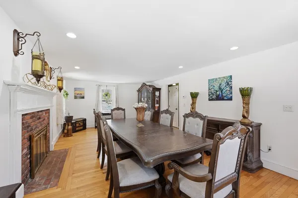 $549,999 | 13 Woodlawn Drive, Sturbridge, MA 01566