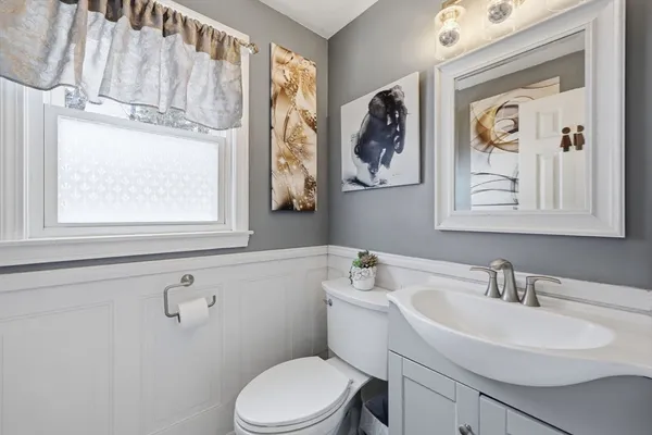 $549,999 | 13 Woodlawn Drive, Sturbridge, MA 01566