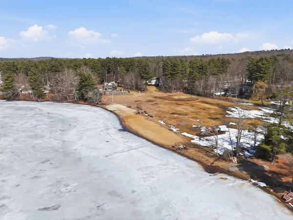 $549,999 | 13 Woodlawn Drive, Sturbridge, MA 01566