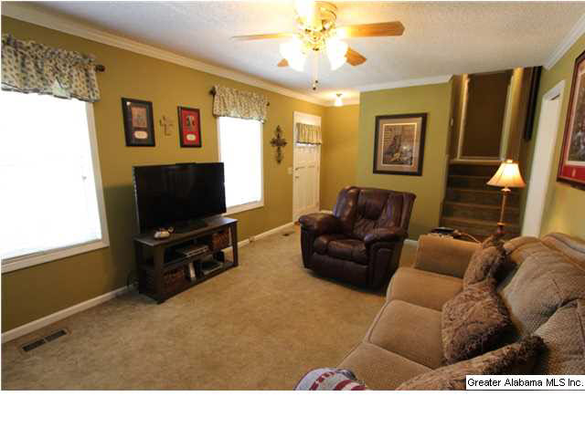4412 Mayfair Road Anniston, AL 36207 - Photo 9 of 31