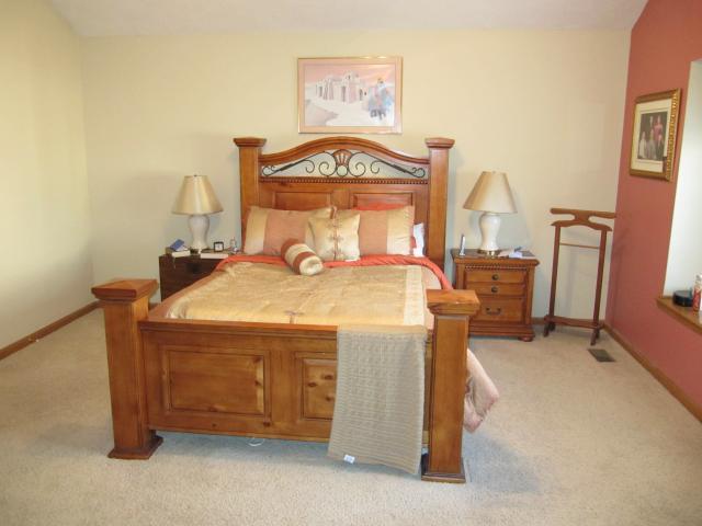 6949 Riverside Way Fishers, IN 46038 - Photo 11 of 12 Gallery Image 11