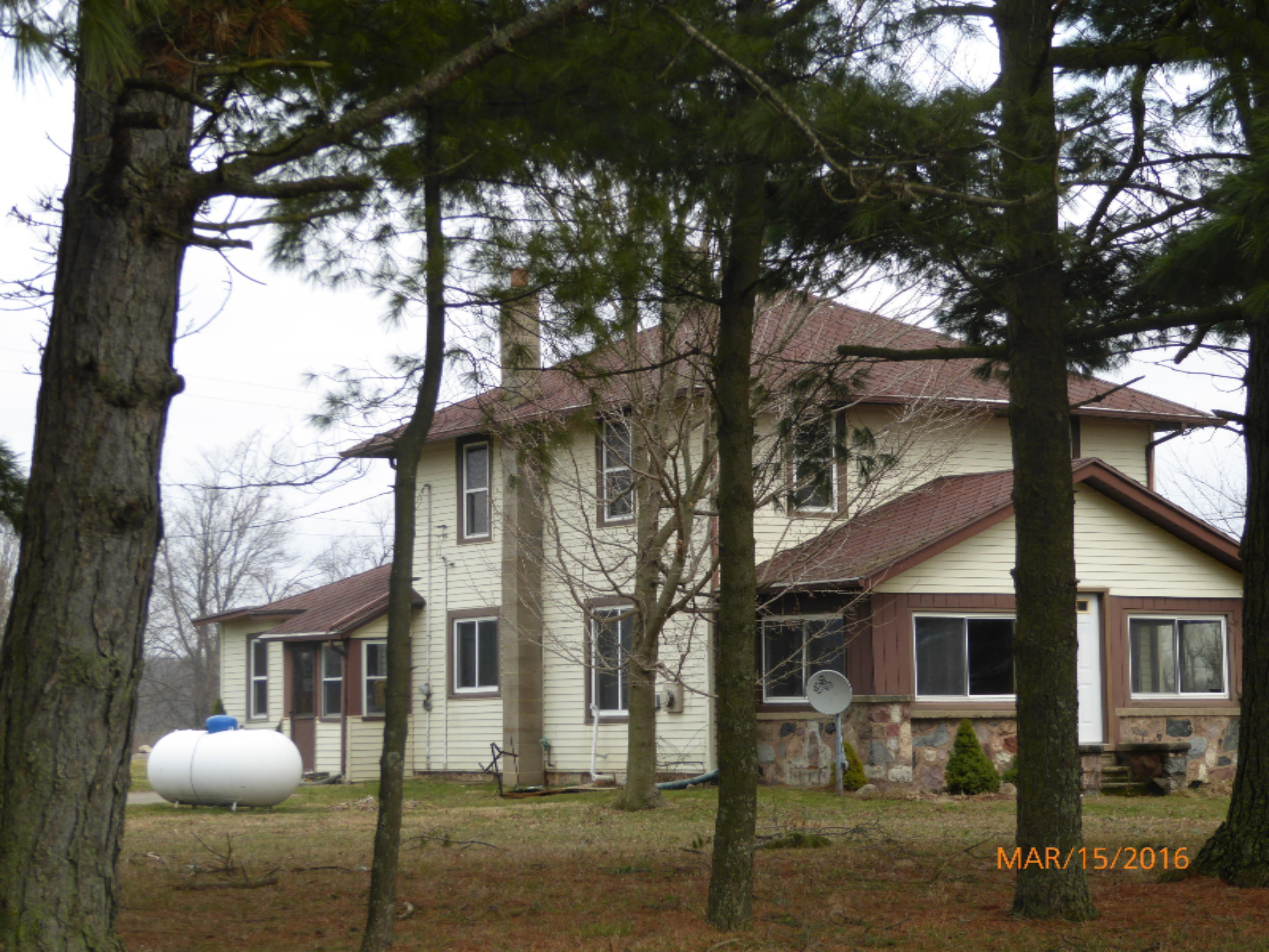 6121 East Butler Road Dowling, MI 49050 - Photo 1 of 41 136