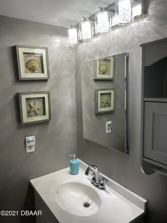 $1,900 | 5500 Ocean Shore Boulevard, Unit 52, Ormond Beach, FL 32176