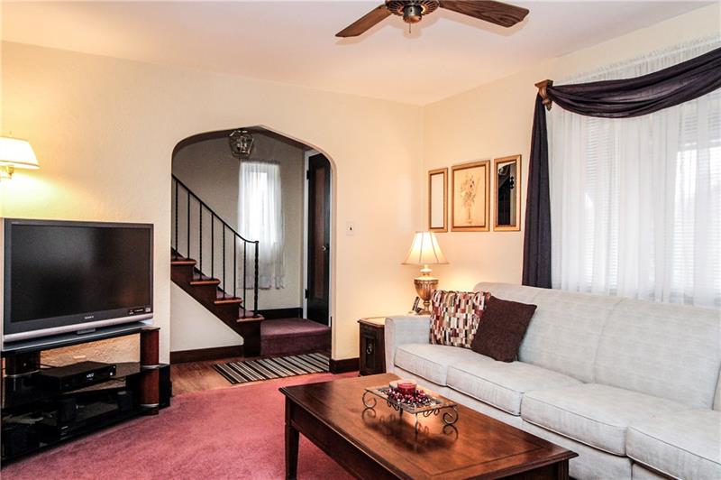 101 Greenlee Road Pittsburgh, PA 15227 - Photo 5 of 22 Gallery Image 5