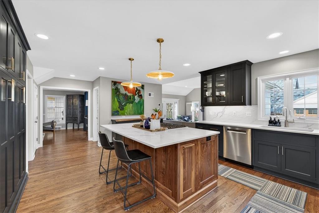 6534 Summit Street Kansas City, MO 64113 - Photo 12 of 51