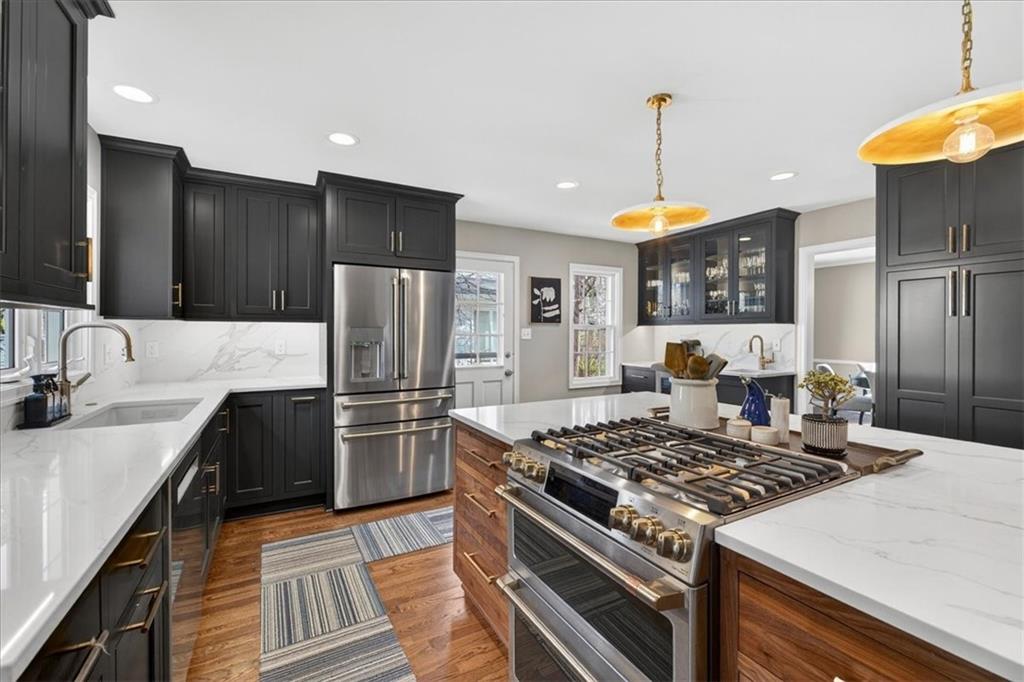 6534 Summit Street Kansas City, MO 64113 - Photo 13 of 51