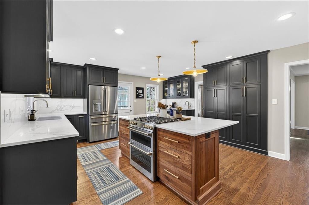 6534 Summit Street Kansas City, MO 64113 - Photo 15 of 51