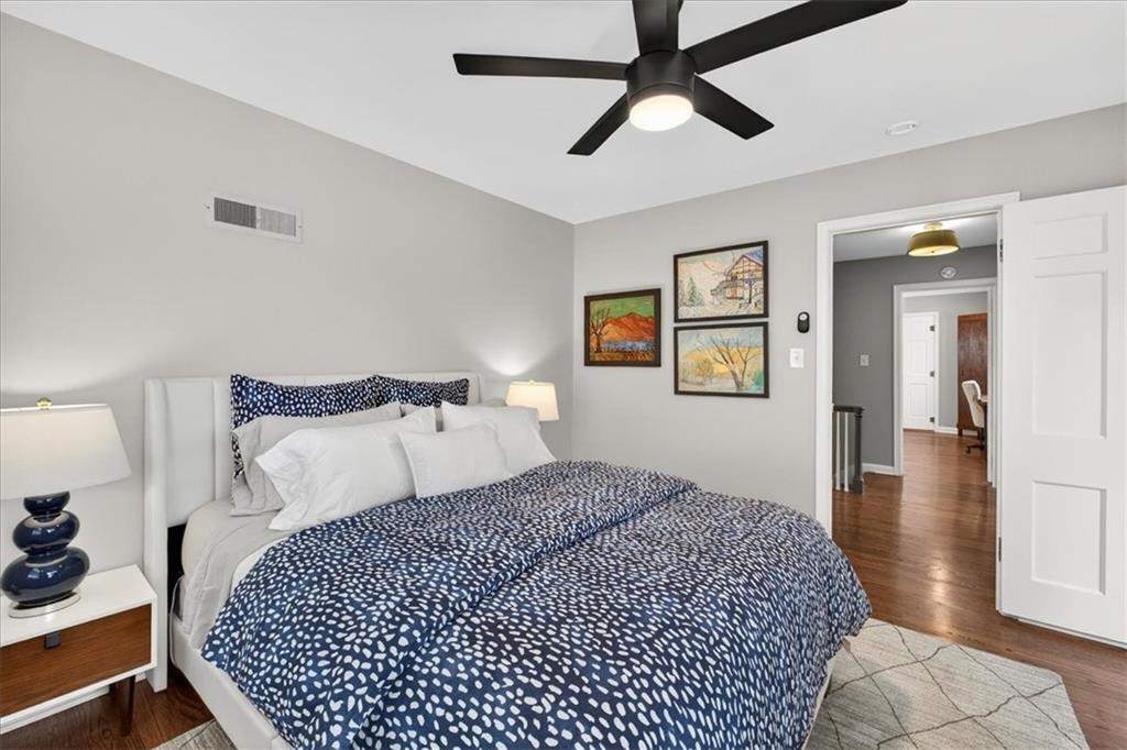 6534 Summit Street Kansas City, MO 64113 - Photo 25 of 51