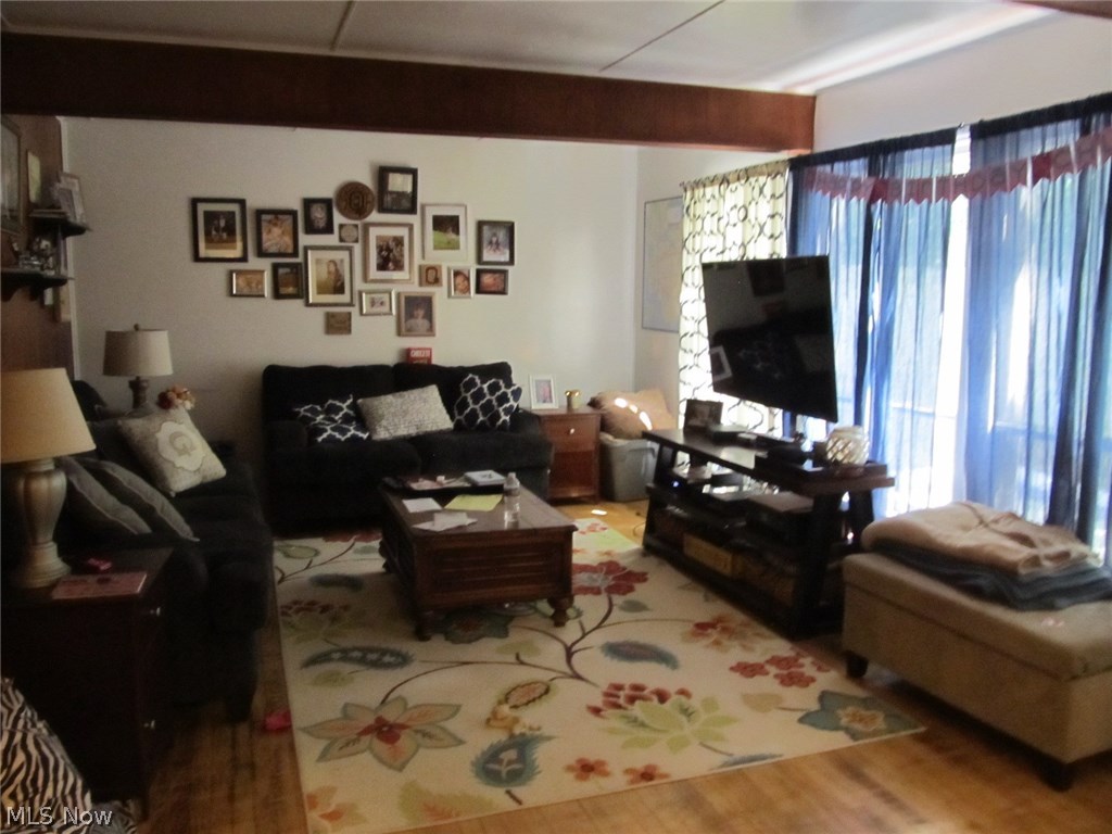 1960 Creston Road Cambridge, OH 43725 - Photo 7 of 33 Gallery Image 7