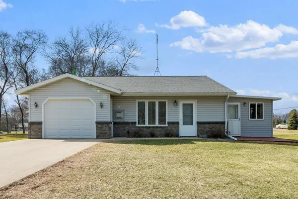 $245,000 | 714 Janes Cir Drive Southwest, Alexandria, MN 56308
