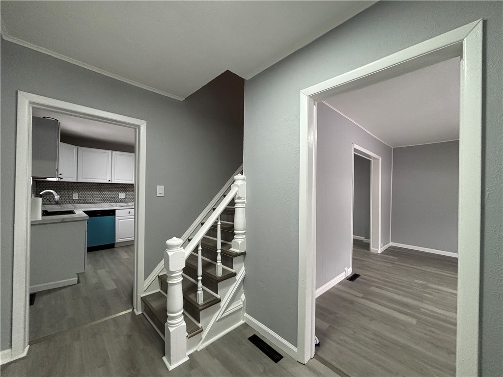 126 Welsh Street Kane, PA 16735 - Photo 5 of 30