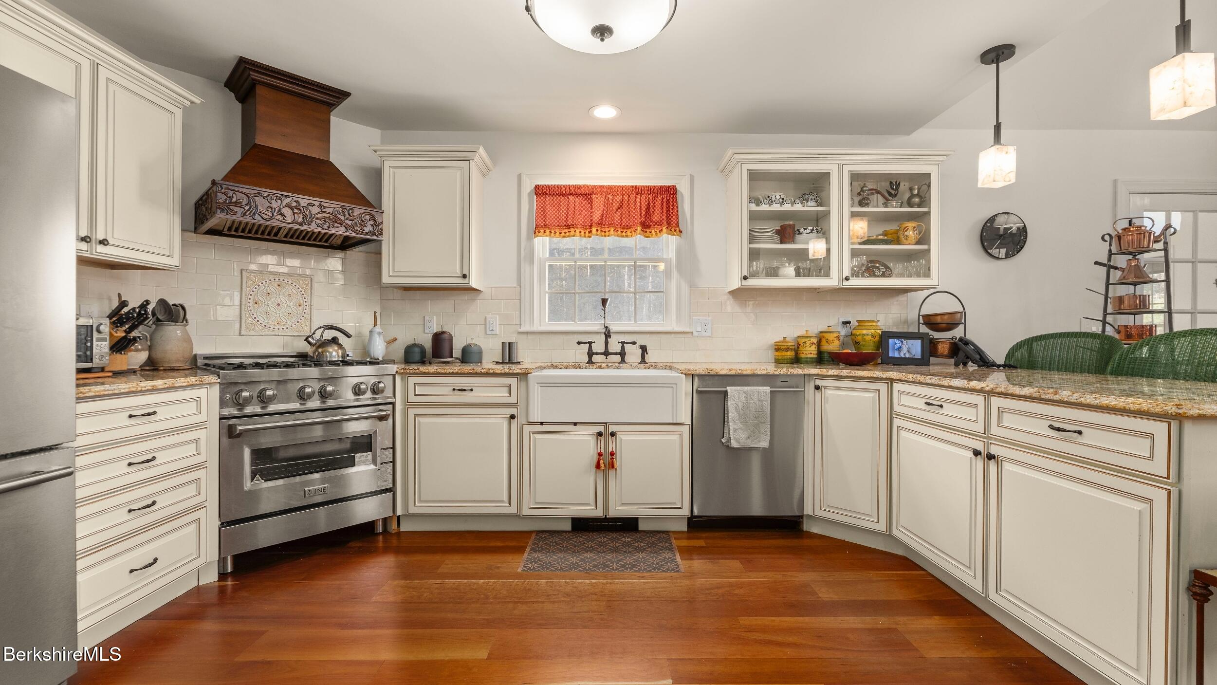 46 Glendale Road Stockbridge, MA 01236 - Photo 11 of 24 DSC00034LR