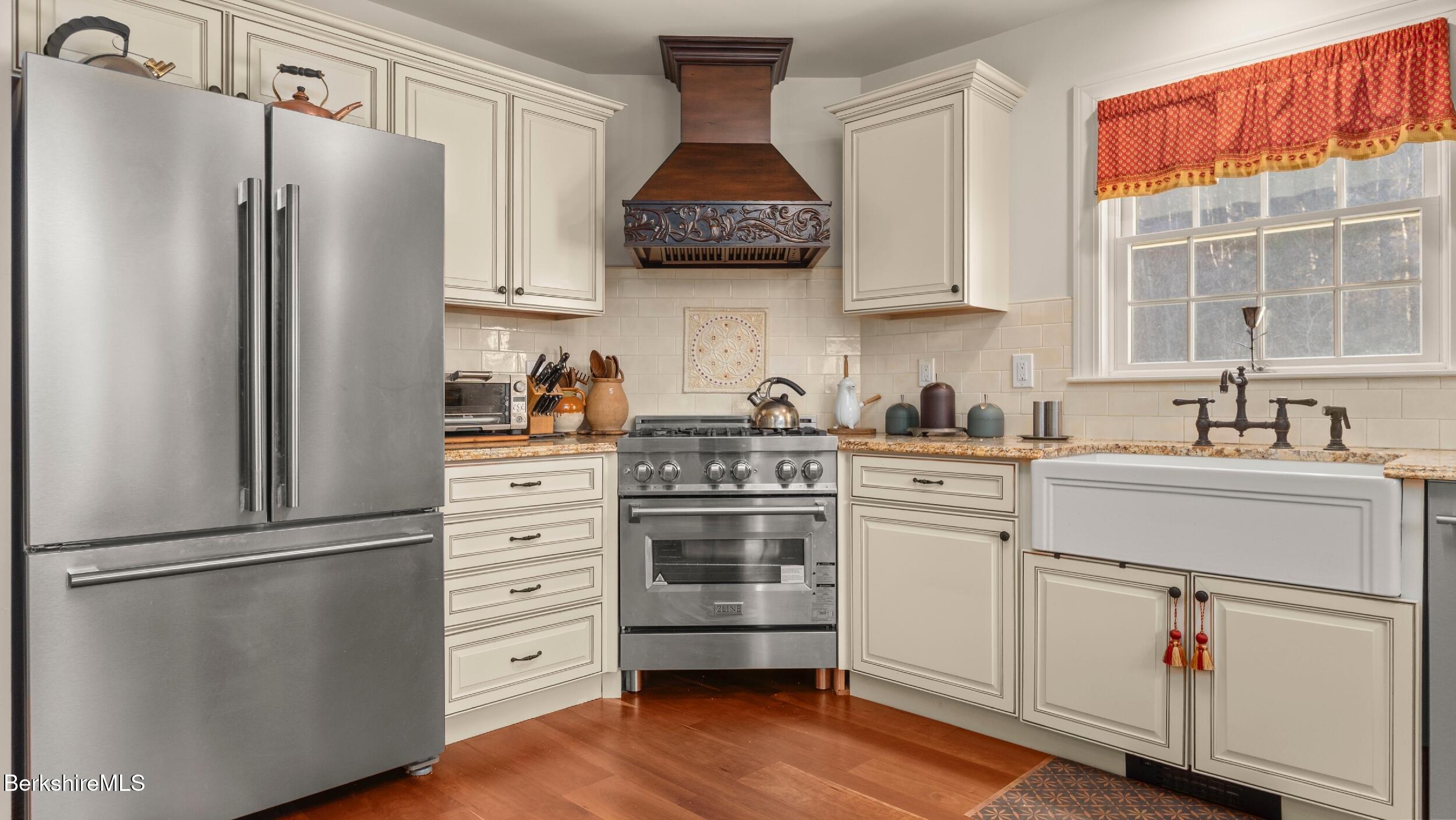 46 Glendale Road Stockbridge, MA 01236 - Photo 13 of 24 DSC00042LR