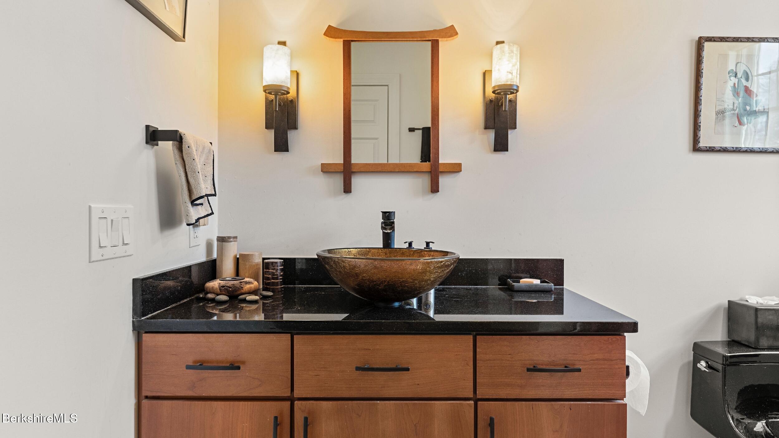 46 Glendale Road Stockbridge, MA 01236 - Photo 17 of 24 DSC00060LR