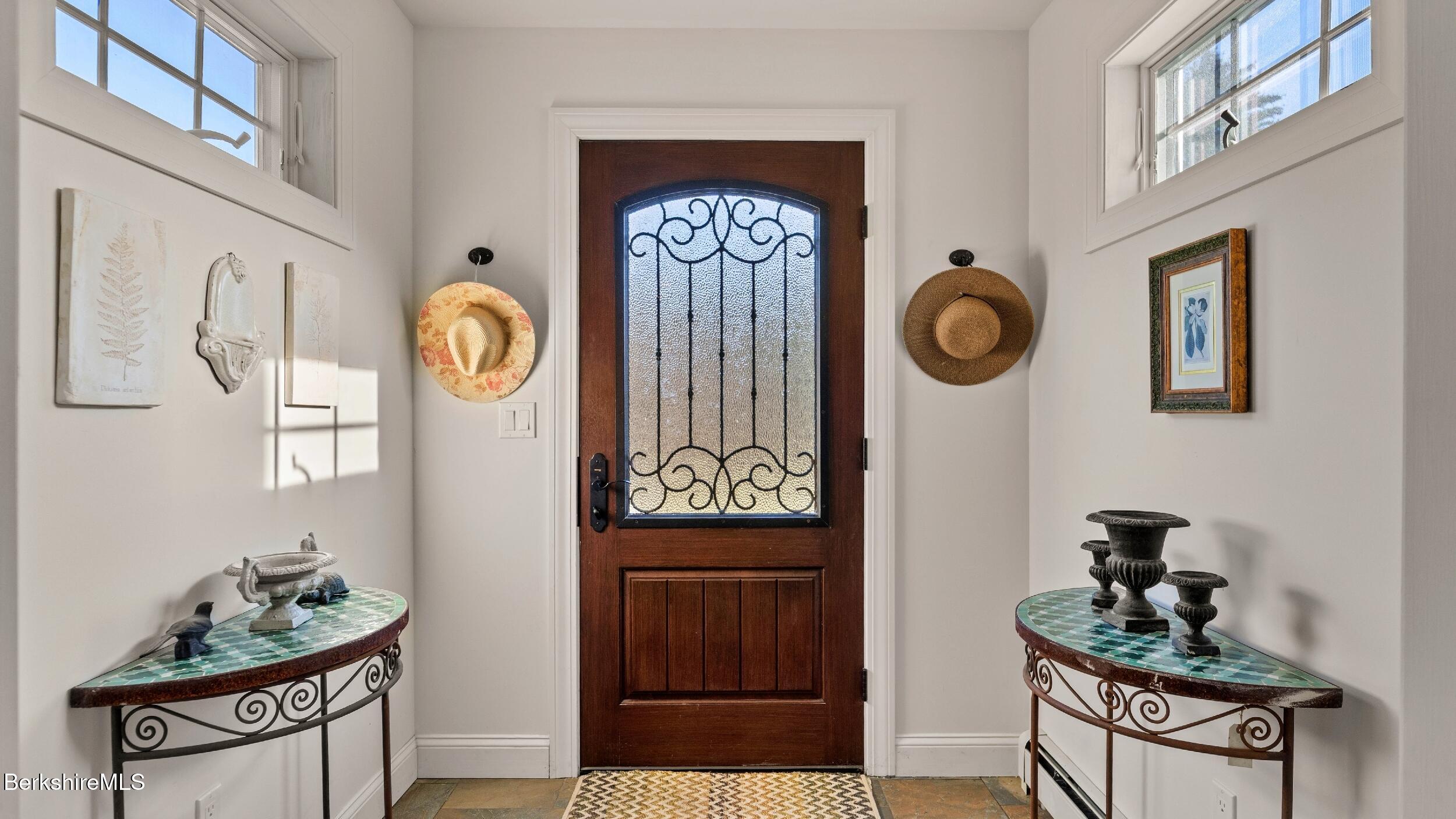 46 Glendale Road Stockbridge, MA 01236 - Photo 2 of 24 DSC00089LR