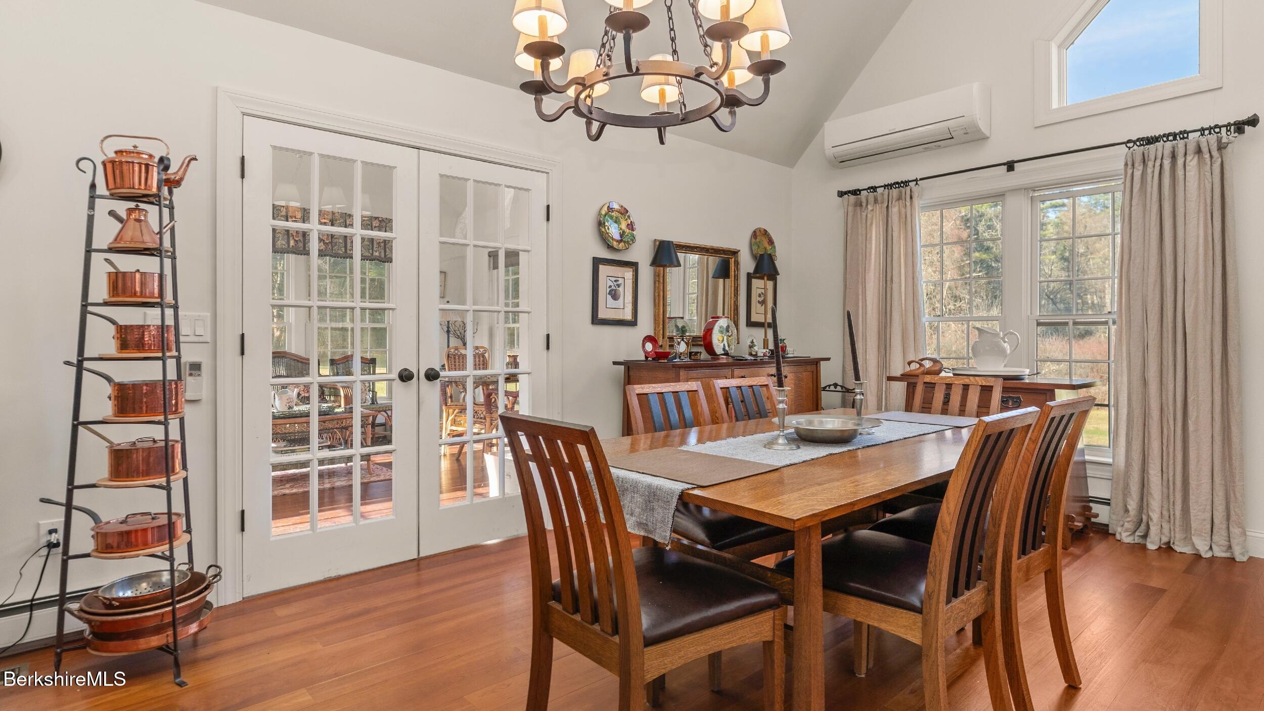 46 Glendale Road Stockbridge, MA 01236 - Photo 8 of 24 DSC00007LR