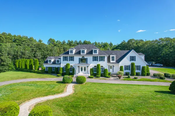$965,000 | 172 Annabessacook Road, North Monmouth, ME 04265