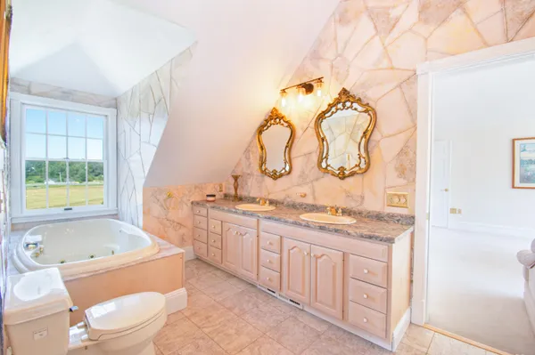 $965,000 | 172 Annabessacook Road, North Monmouth, ME 04265