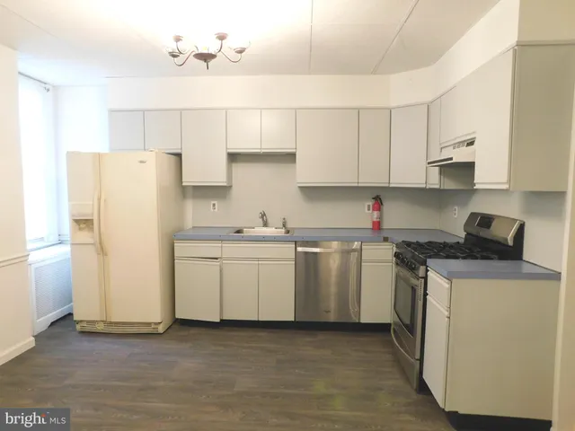 $1,250 | 3320 Cottman Avenue, Unit 1, Philadelphia, PA 19149