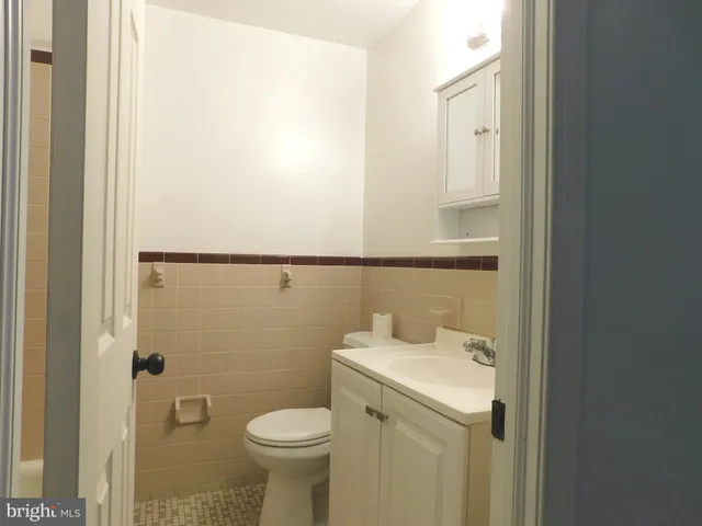 $1,250 | 3320 Cottman Avenue, Unit 1, Philadelphia, PA 19149