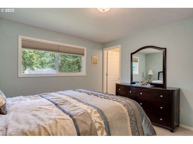 14441 South Maplelane Road Oregon City, OR 97045 - Photo 26 of 44 Bedroom, Primary
