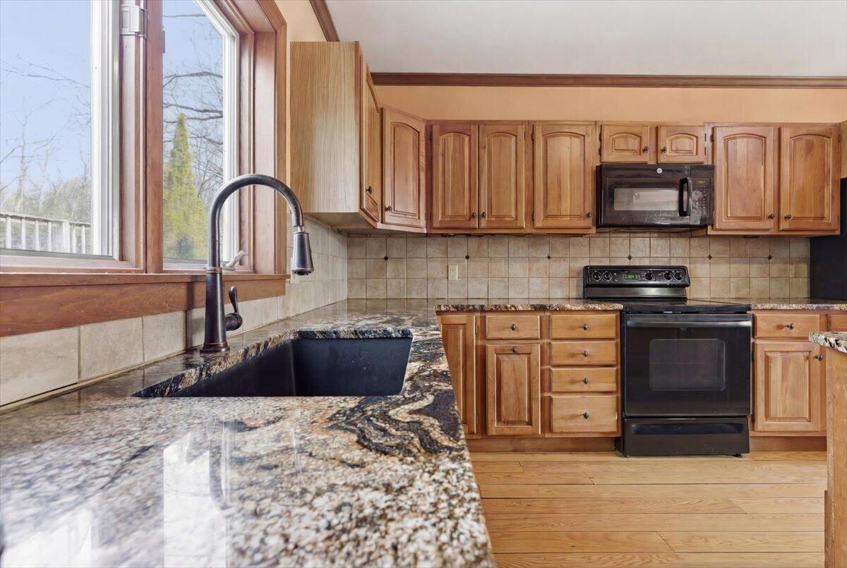 6 Stone Ridge Road Waterville, ME 04901 - Photo 11 of 93 Kitchen