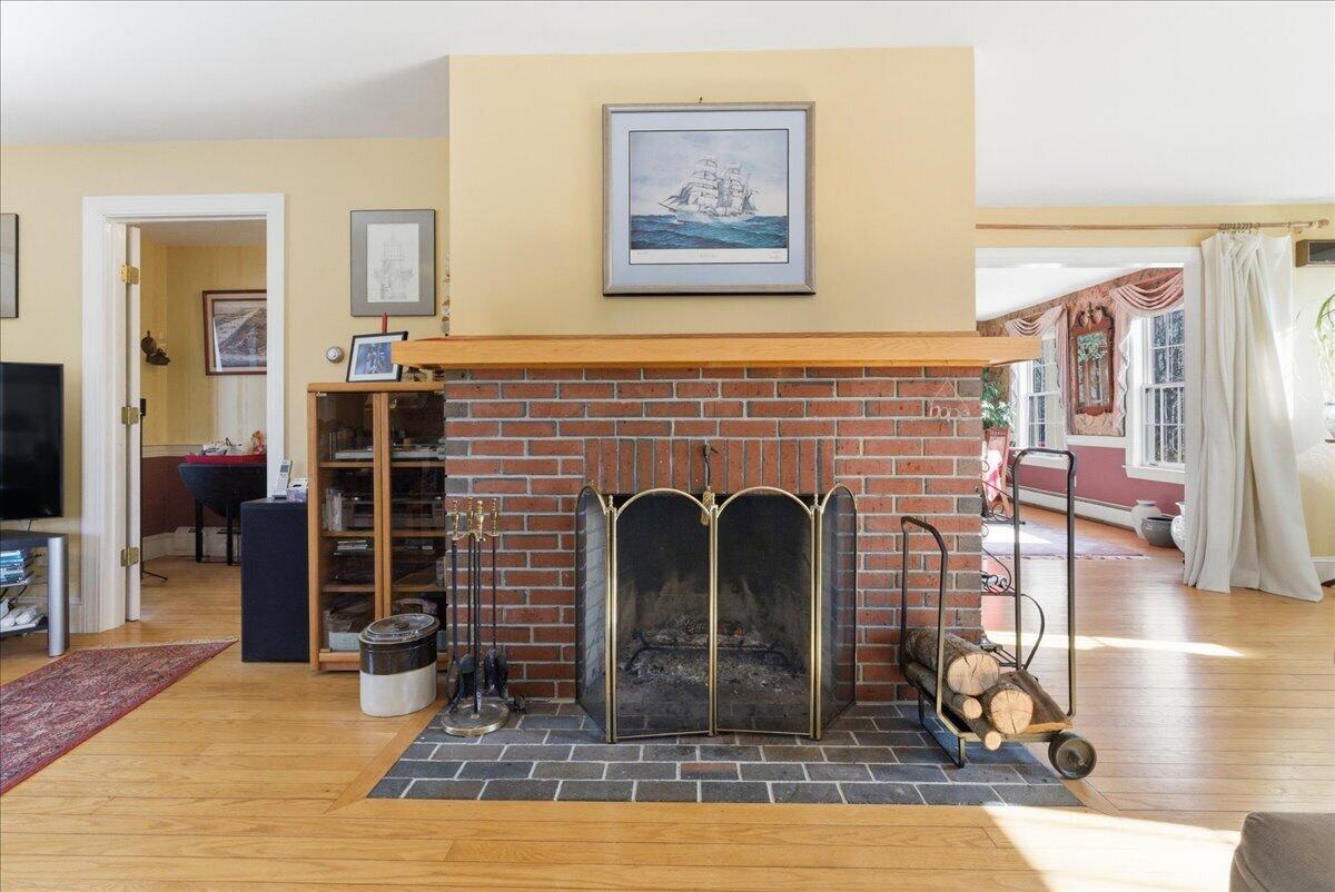 6 Stone Ridge Road Waterville, ME 04901 - Photo 23 of 93 Living Room