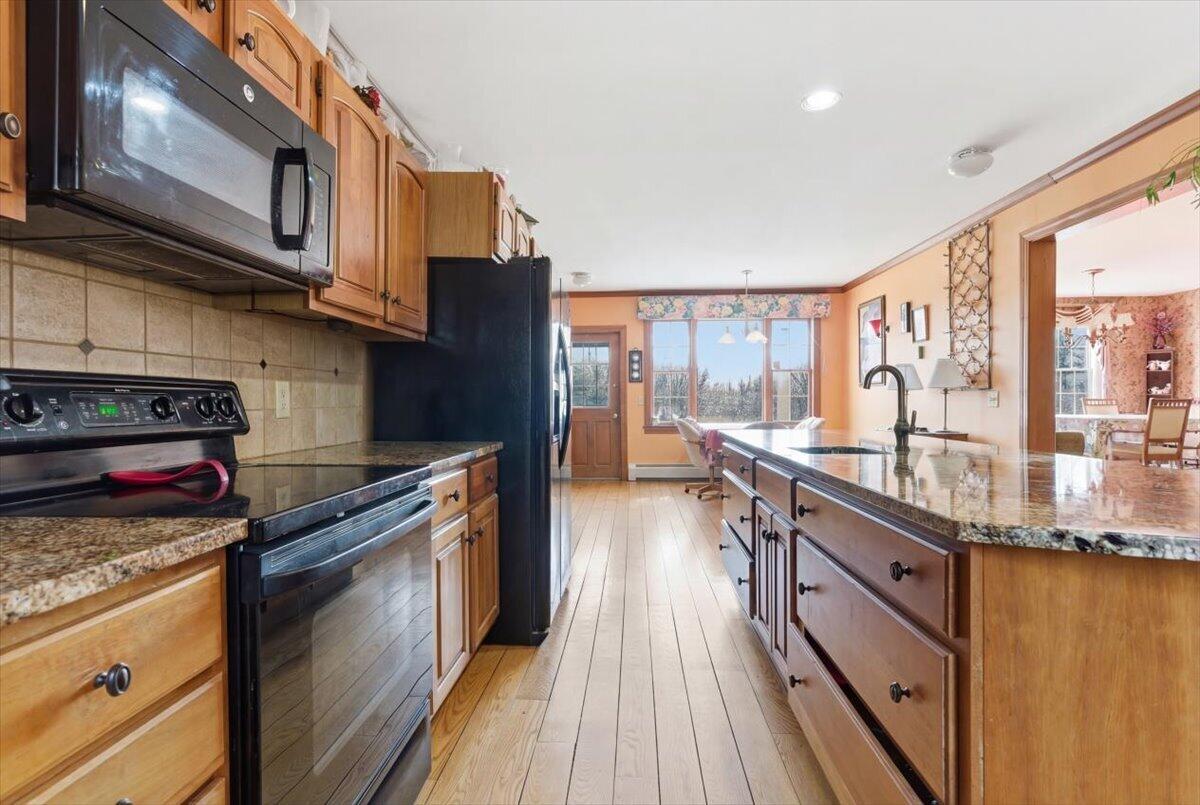 6 Stone Ridge Road Waterville, ME 04901 - Photo 9 of 93 Kitchen