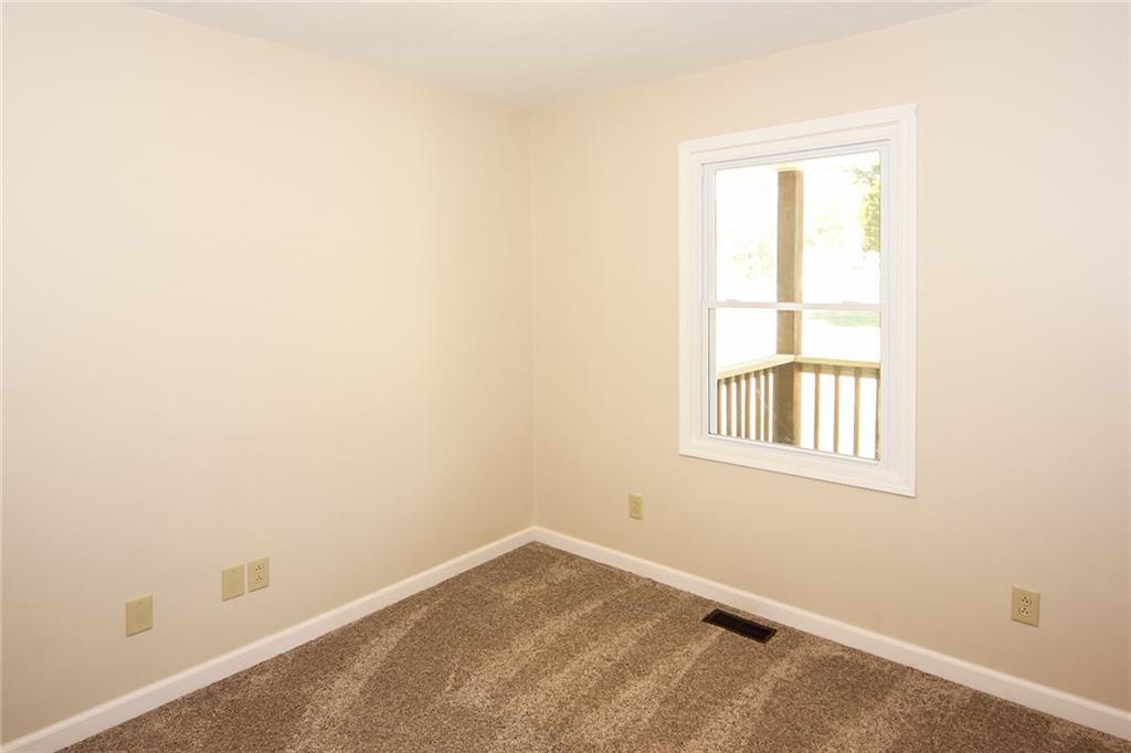 8602 South Peoga Road Trafalgar, IN 46181 - Photo 13 of 21