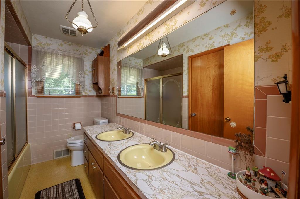 125 Fortieth Street Butler, PA 16001 - Photo 16 of 34