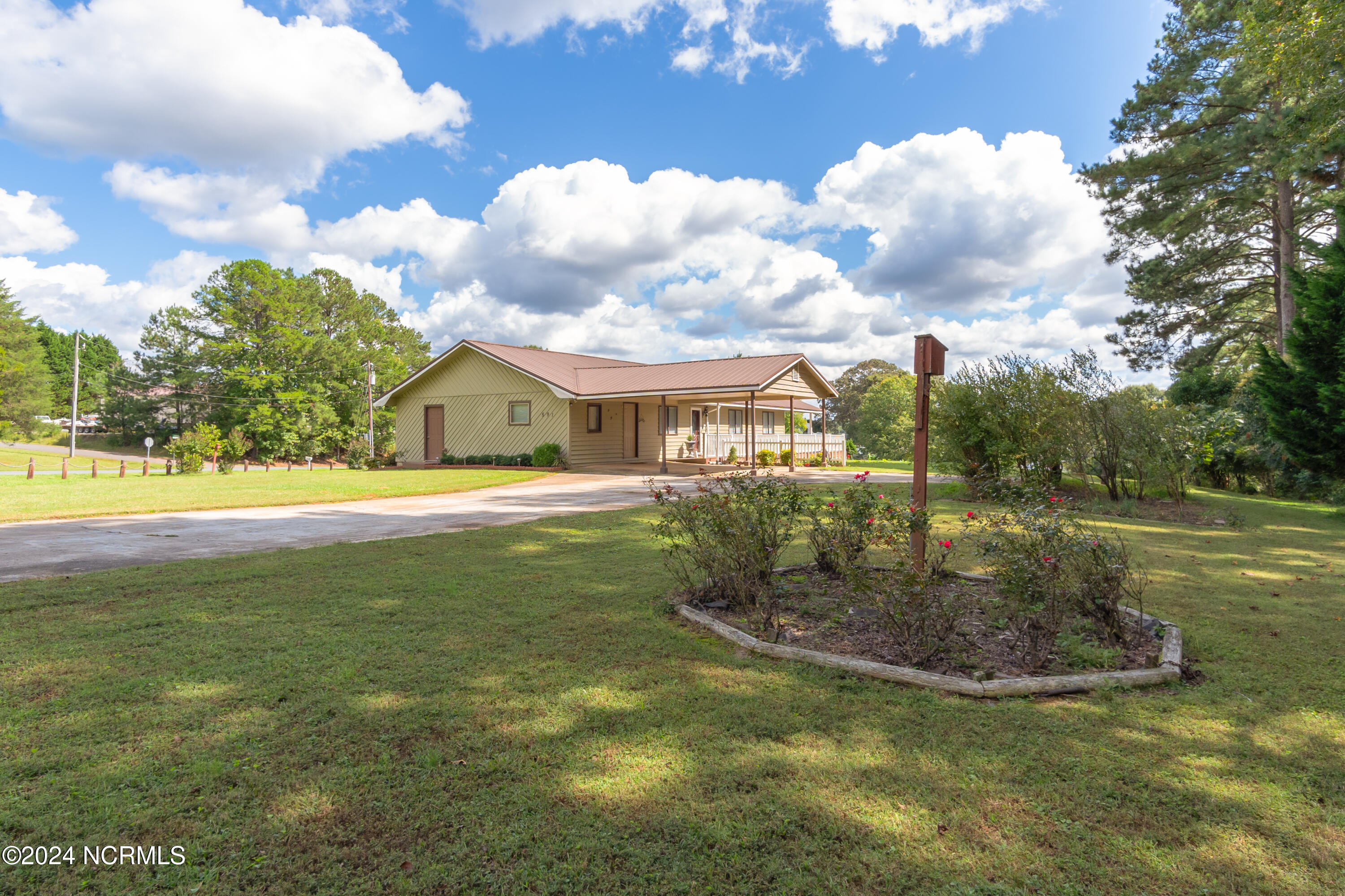 591 Harbor Road Norwood, NC 28128 - Photo 4 of 78 591 Harbor -4