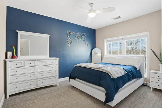 $469,900 | 55 Bradford Commons Lane, Unit 55, Braintree, MA 02184