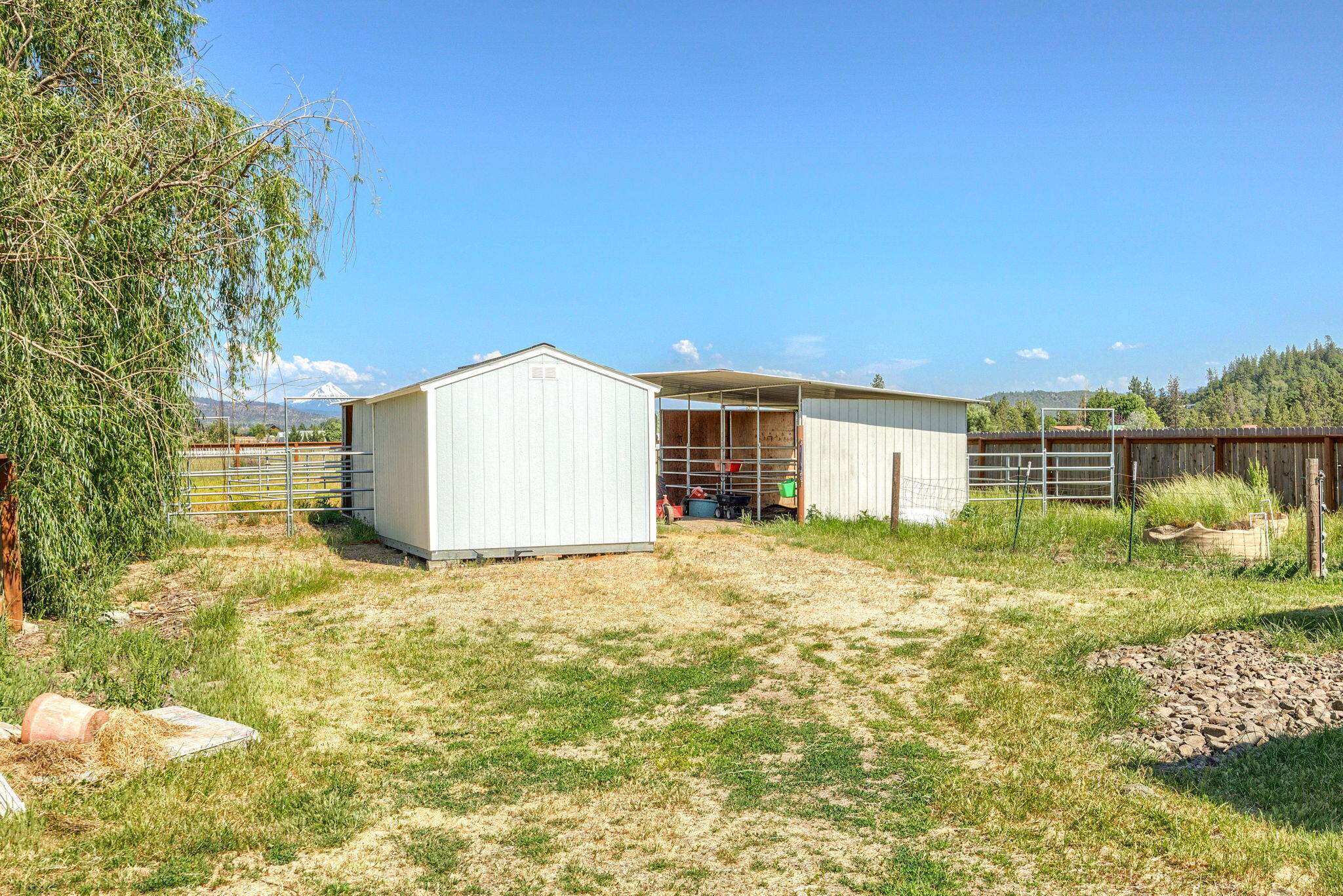 4071 Winnetka Road White City, OR 97503 - Photo 34 of 50 ApxWR (27)