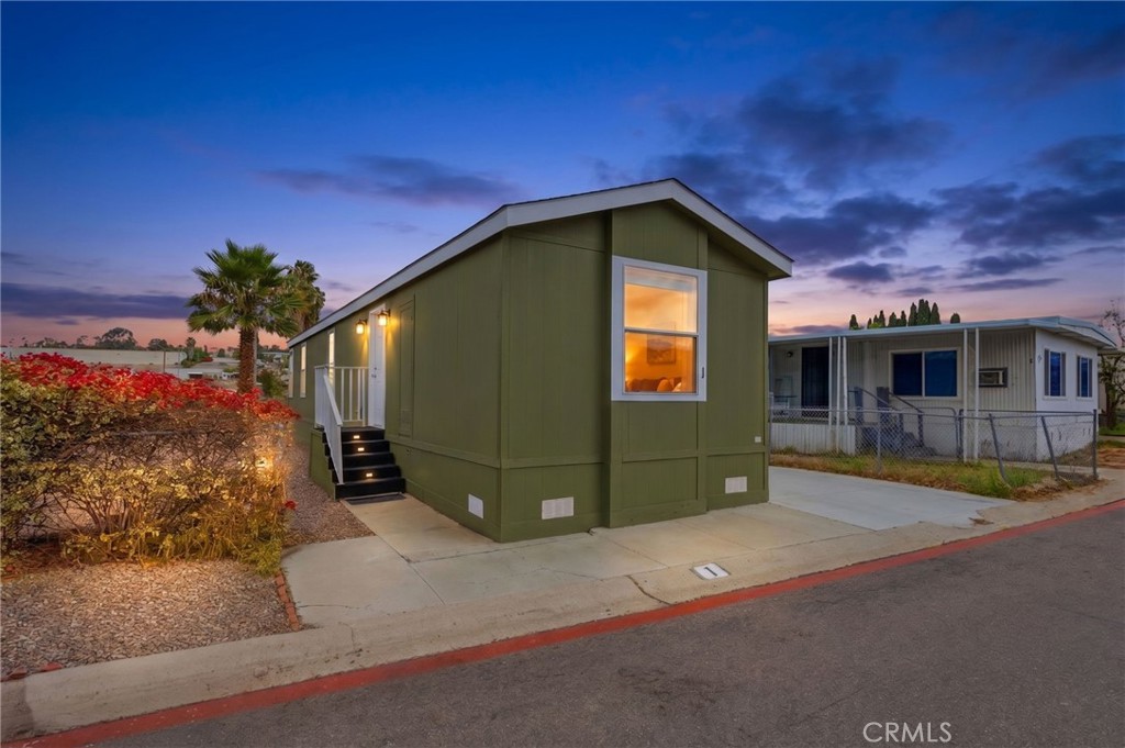 10767 Jamacha Boulevard, Unit 1 Spring Valley, CA 91978 - Photo 4 of 22