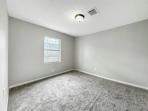 $1,500 | 306 Armstrong Street, Houston, TX 77029