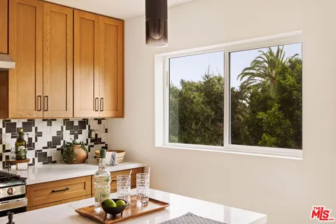 $1,495,000 | 2760 Fyler Place, Los Angeles, CA 90065