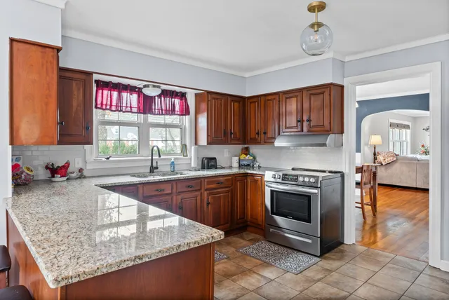 $315,000 | 515 Country Club Lane, Hopkinsville, KY 42240