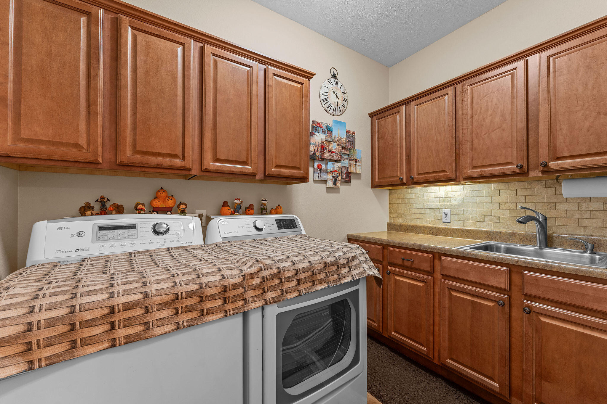 400 Loganberry Road Branson, MO 65616 - Photo 27 of 46 Laundry Room