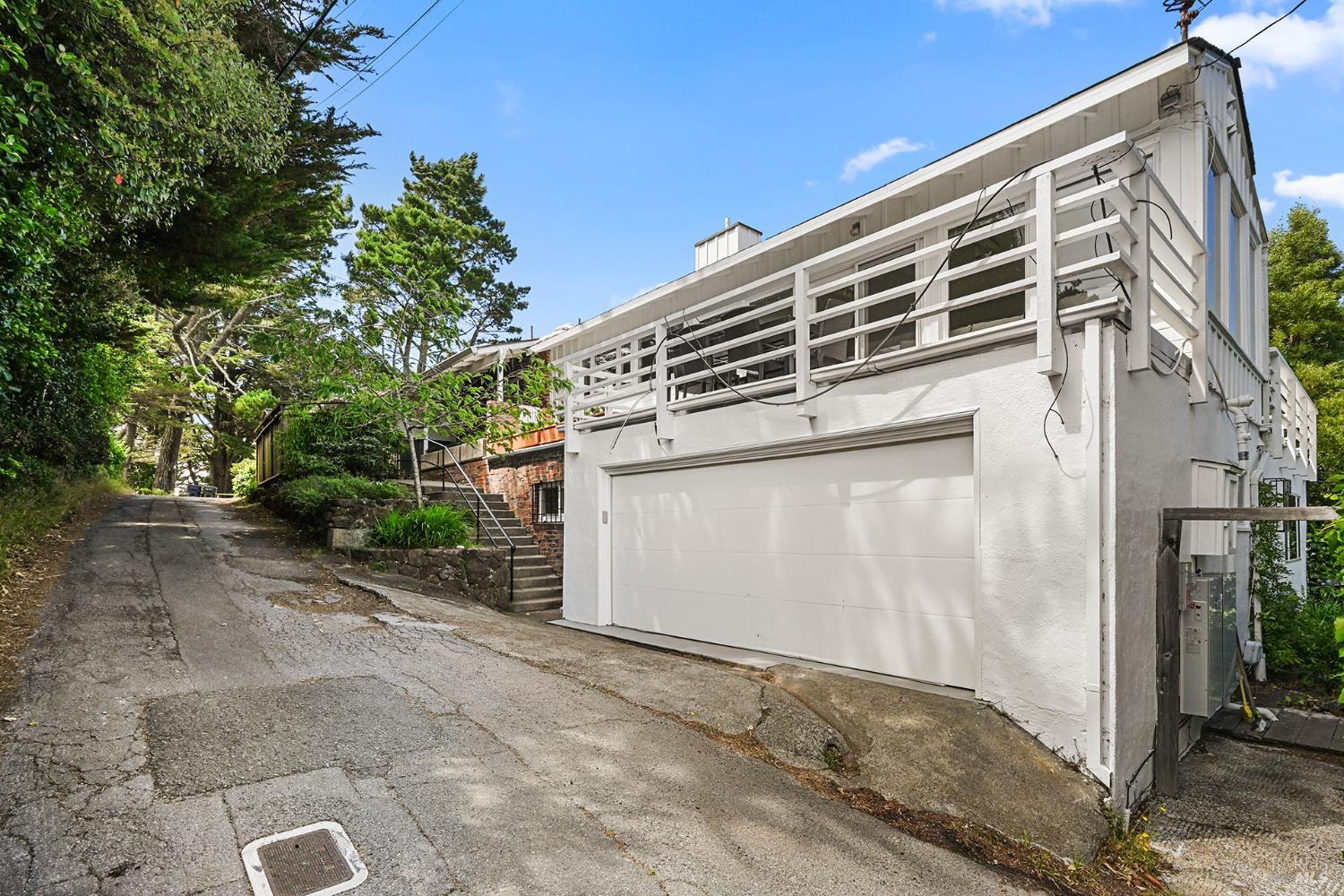73 Cloud View Road Sausalito, CA 94965 - Photo 57 of 60